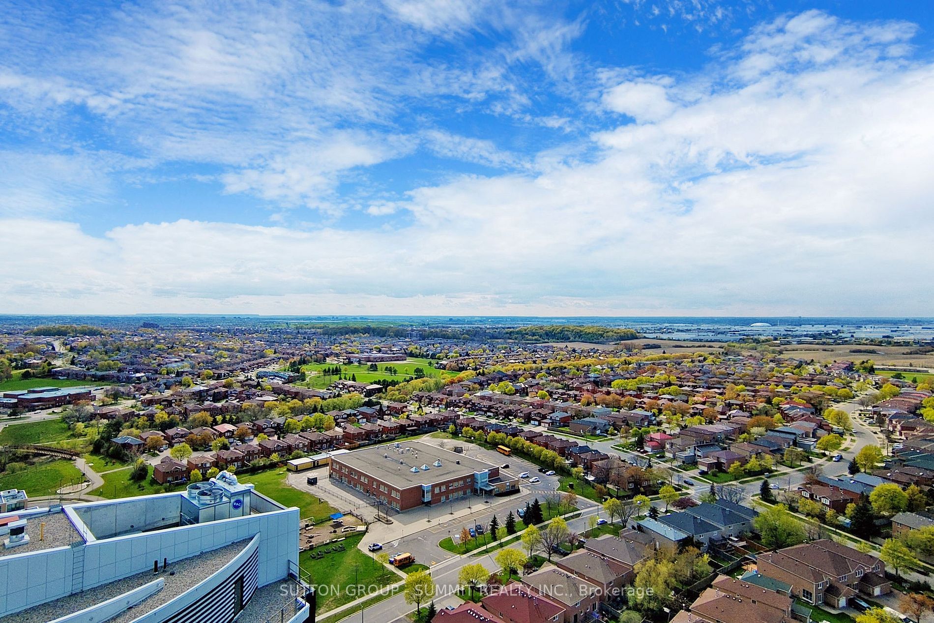 35 Watergarden Dr, #2215