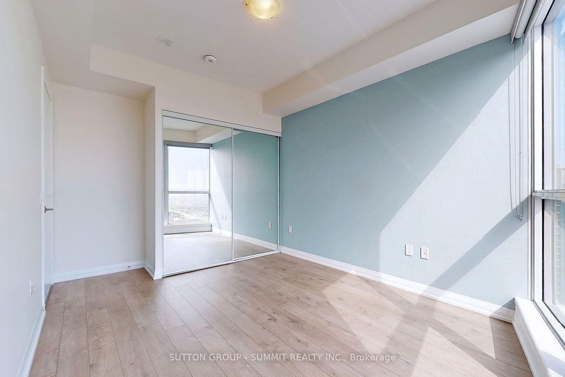 35 Watergarden Dr, #2215