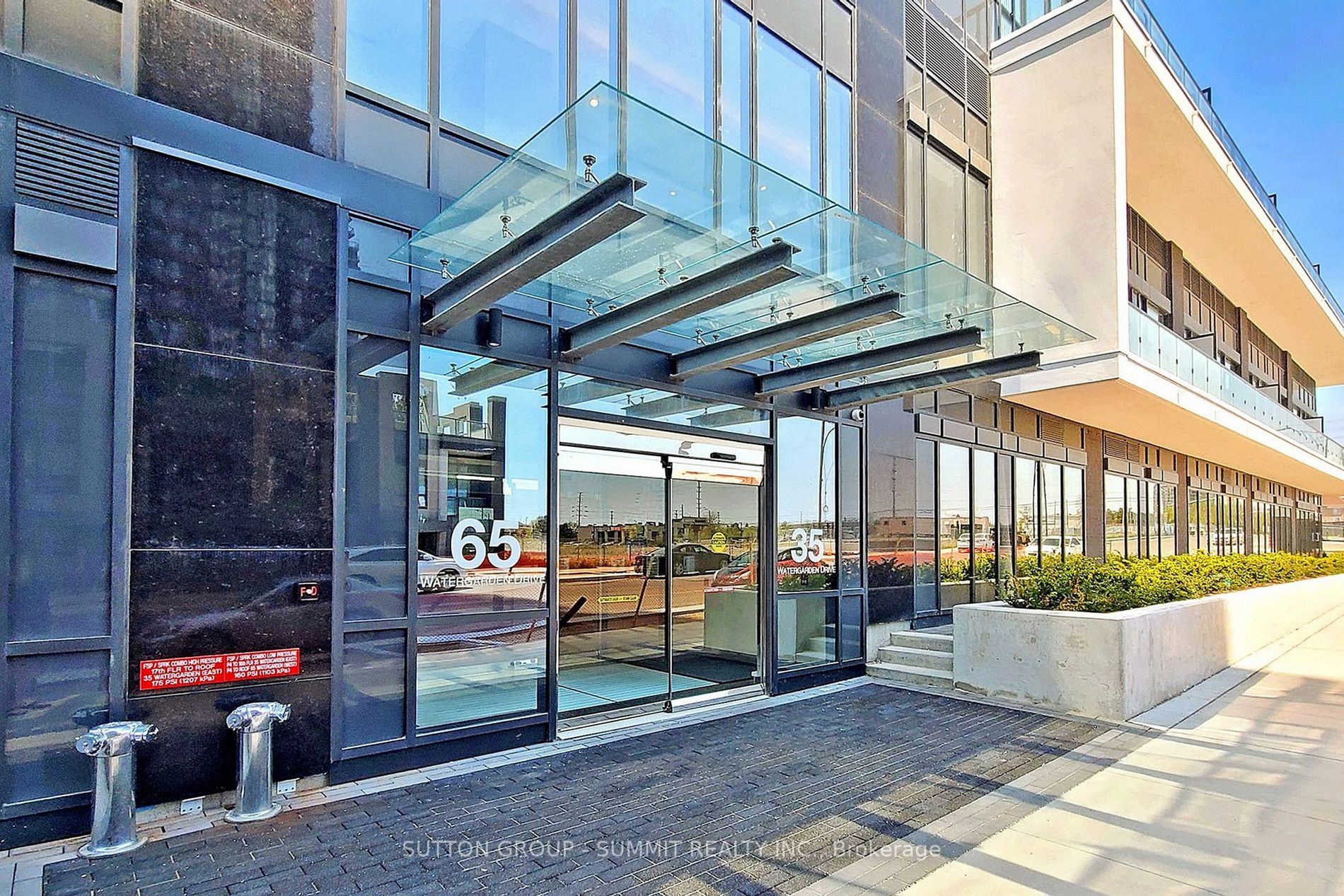 35 Watergarden Dr, #2215