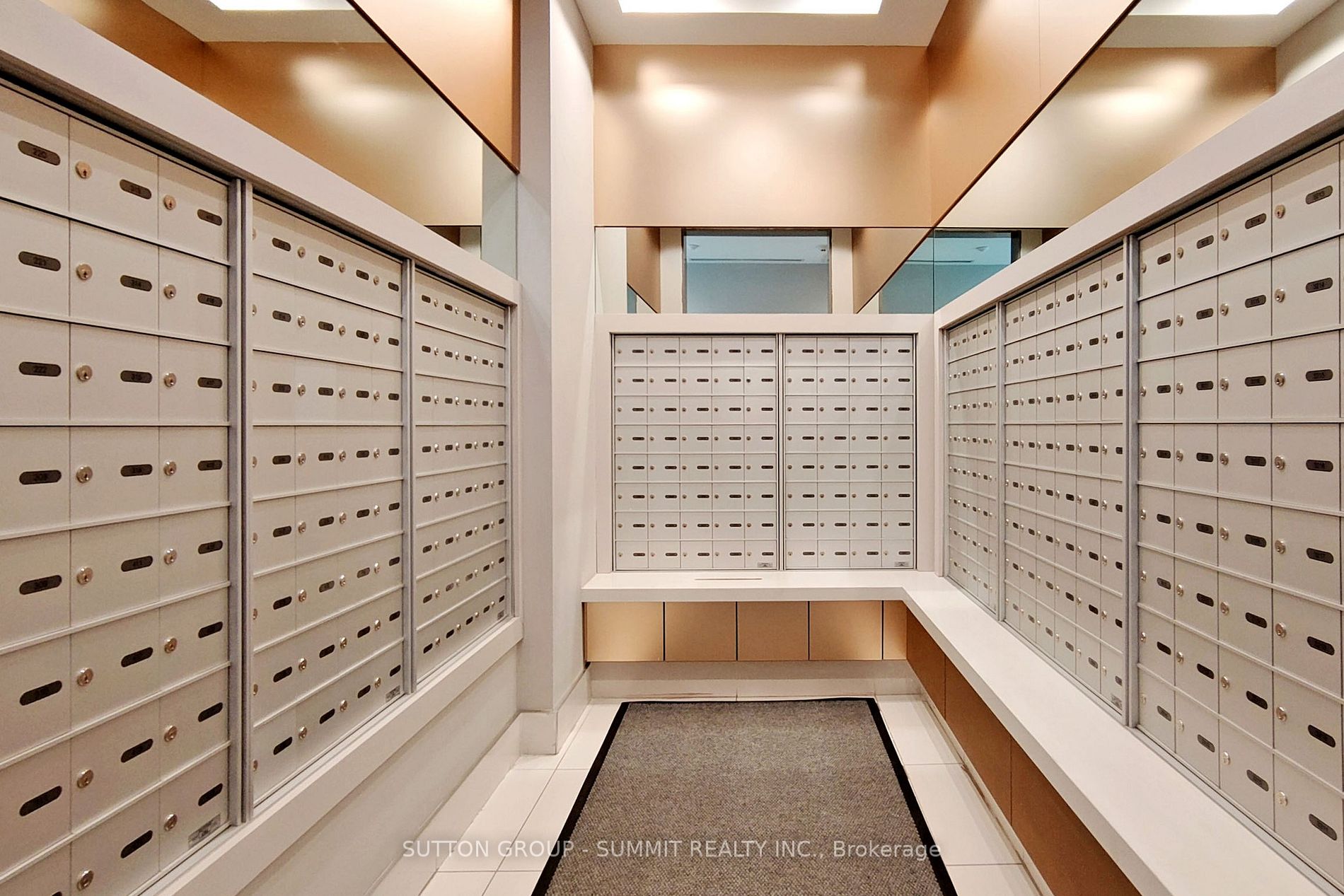 35 Watergarden Dr, #2215