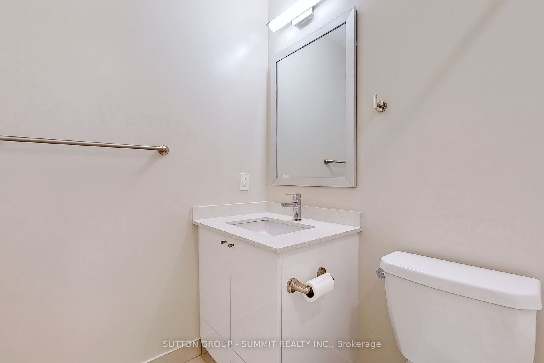 35 Watergarden Dr, #2215