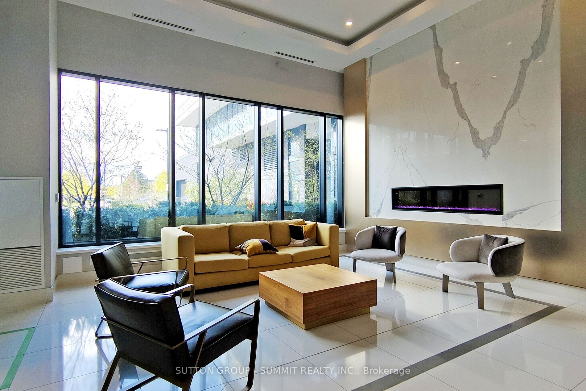 35 Watergarden Dr, #2215