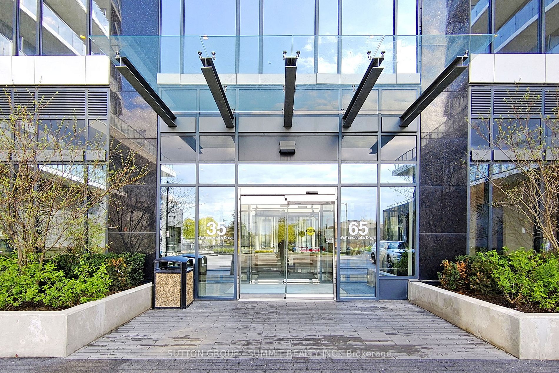 35 Watergarden Dr, #2215