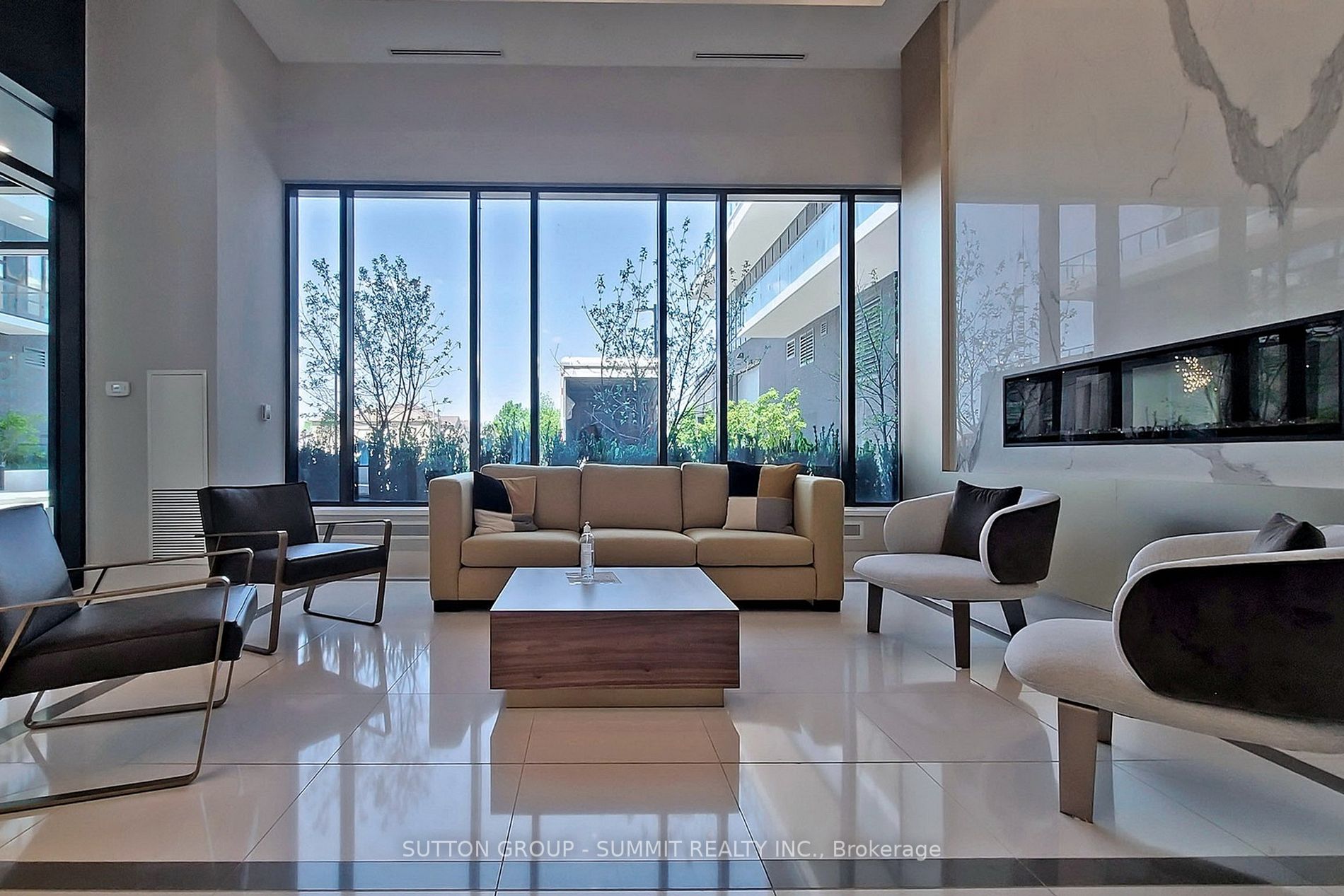 35 Watergarden Dr, #2215