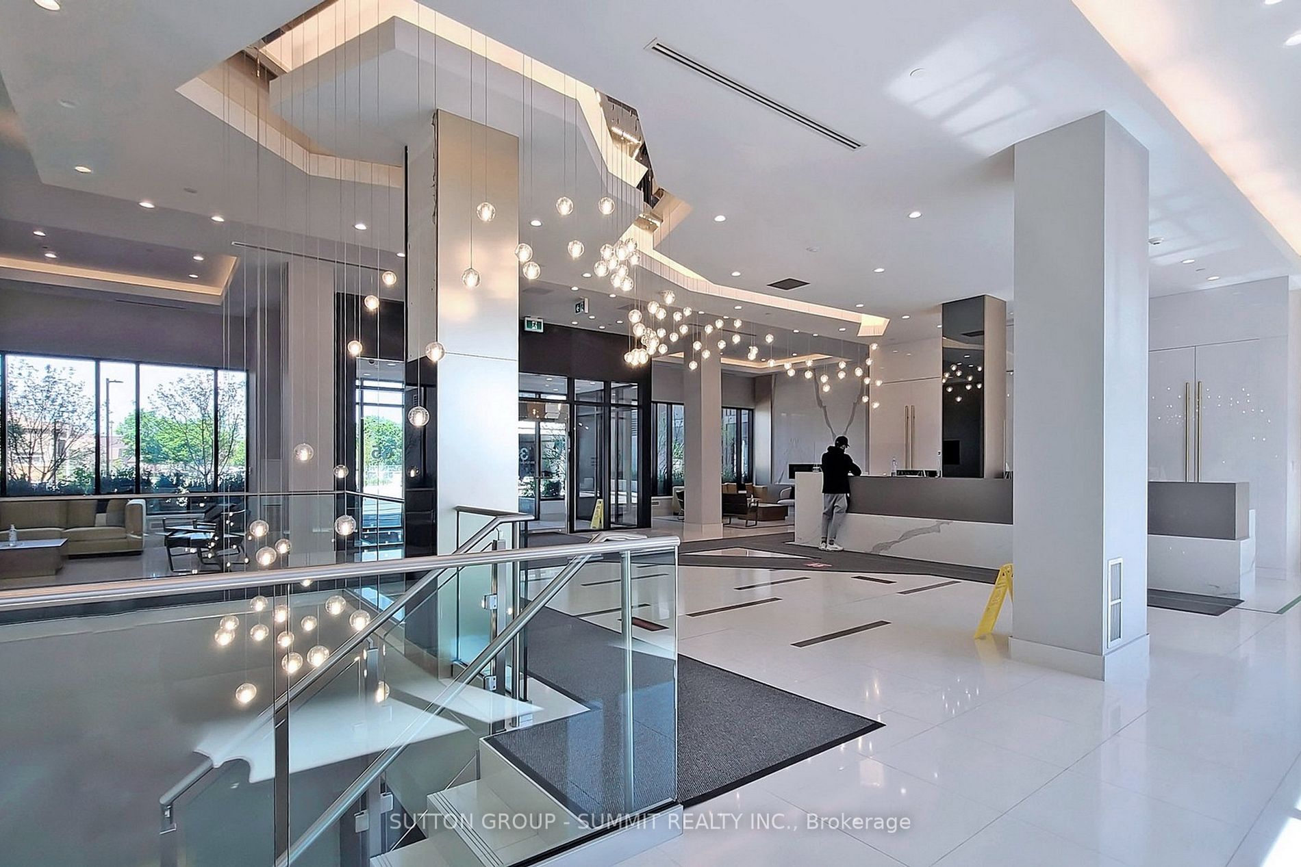 35 Watergarden Dr, #2215