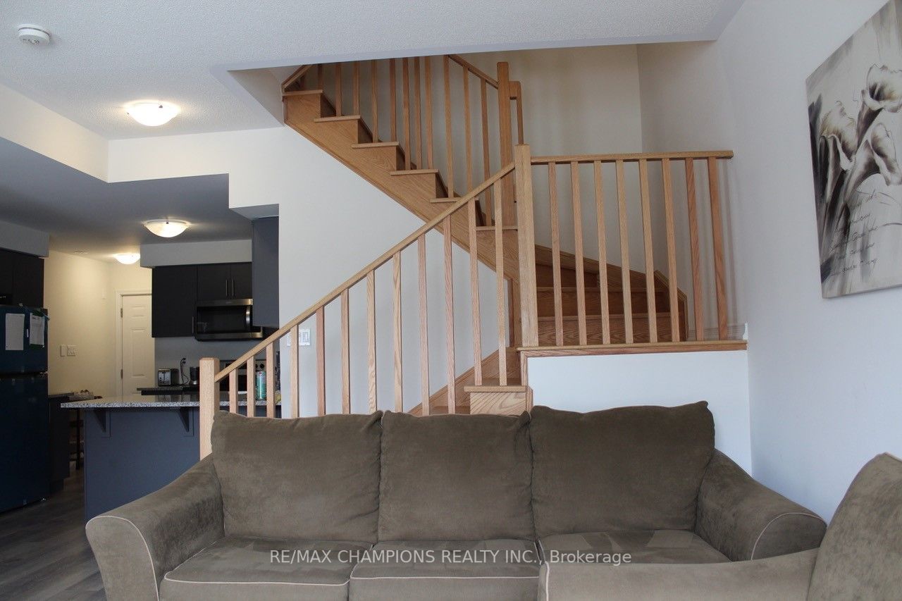 18 Humberwood Blvd, #4