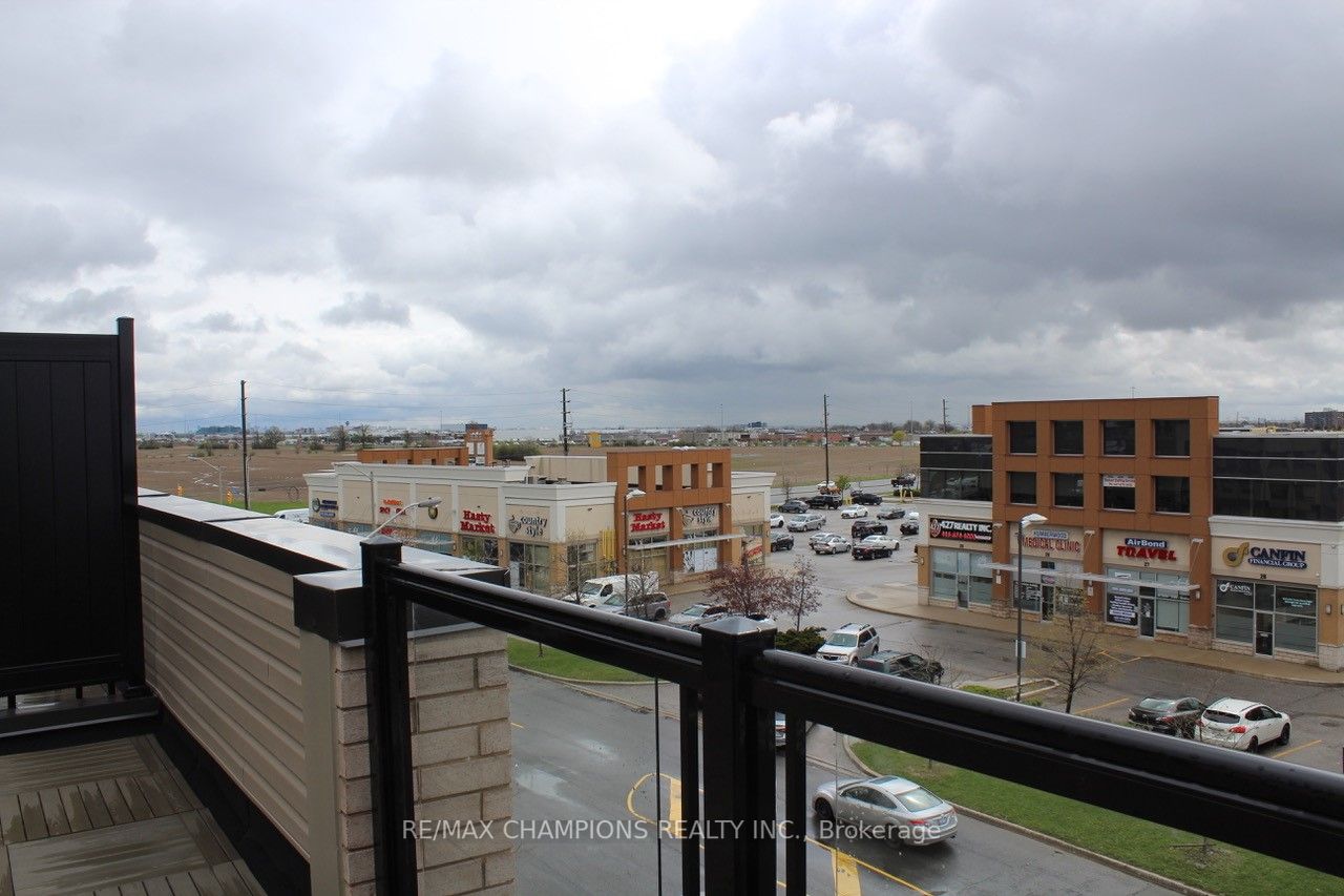 18 Humberwood Blvd, #4
