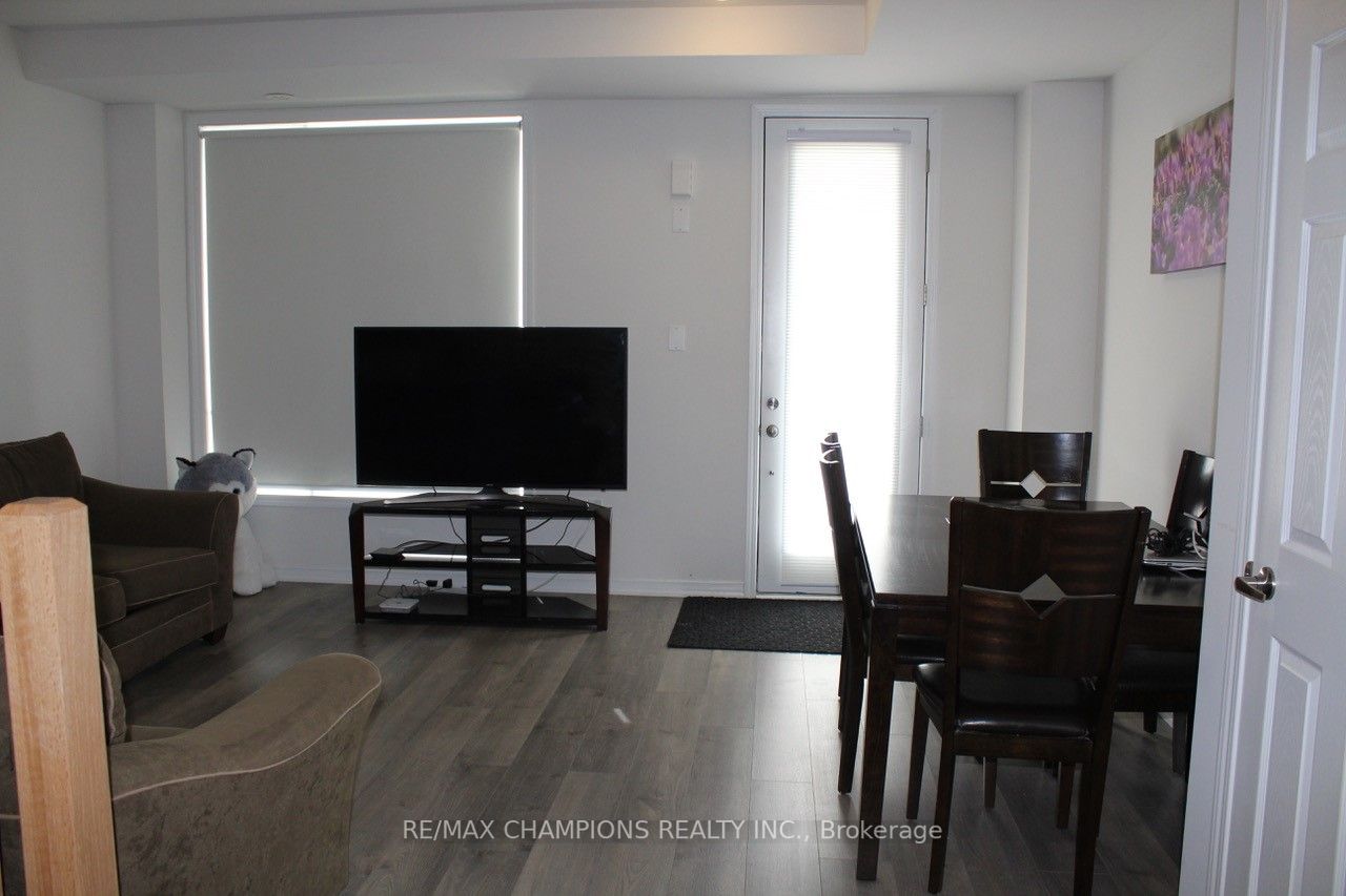 18 Humberwood Blvd, #4