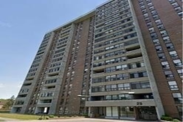 25 Kensington Rd, Brampton