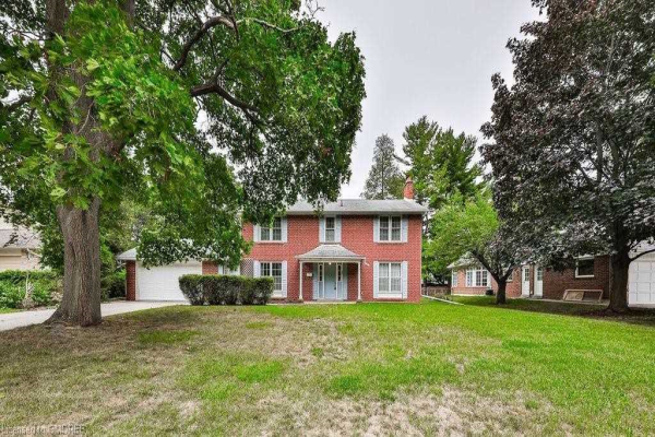1268 Cleaver Dr, Oakville