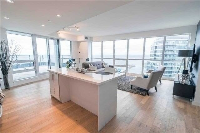 2212 Lakeshore Blvd W, #Lph03