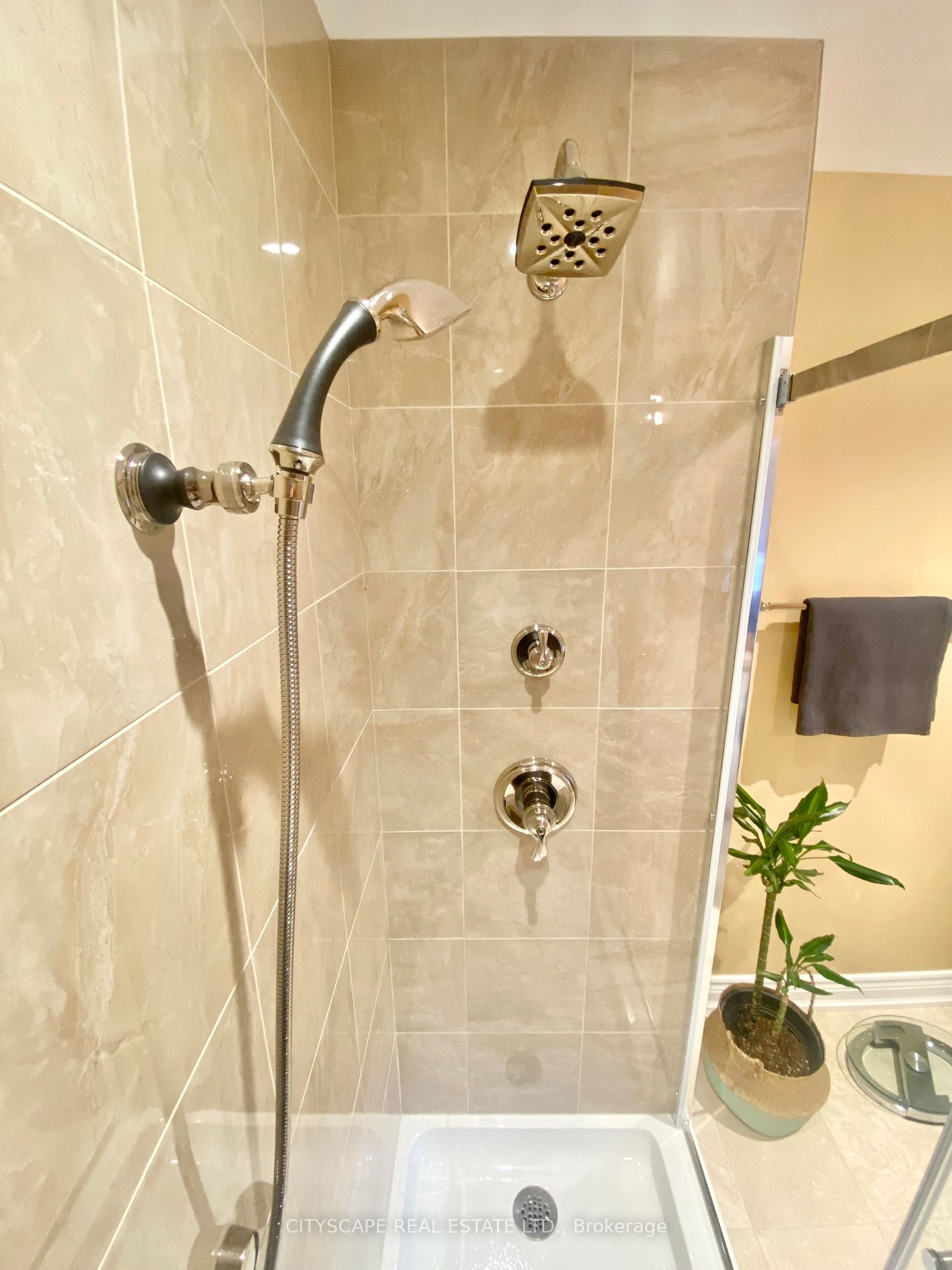 Listing W5953904 - Large Photo # 23