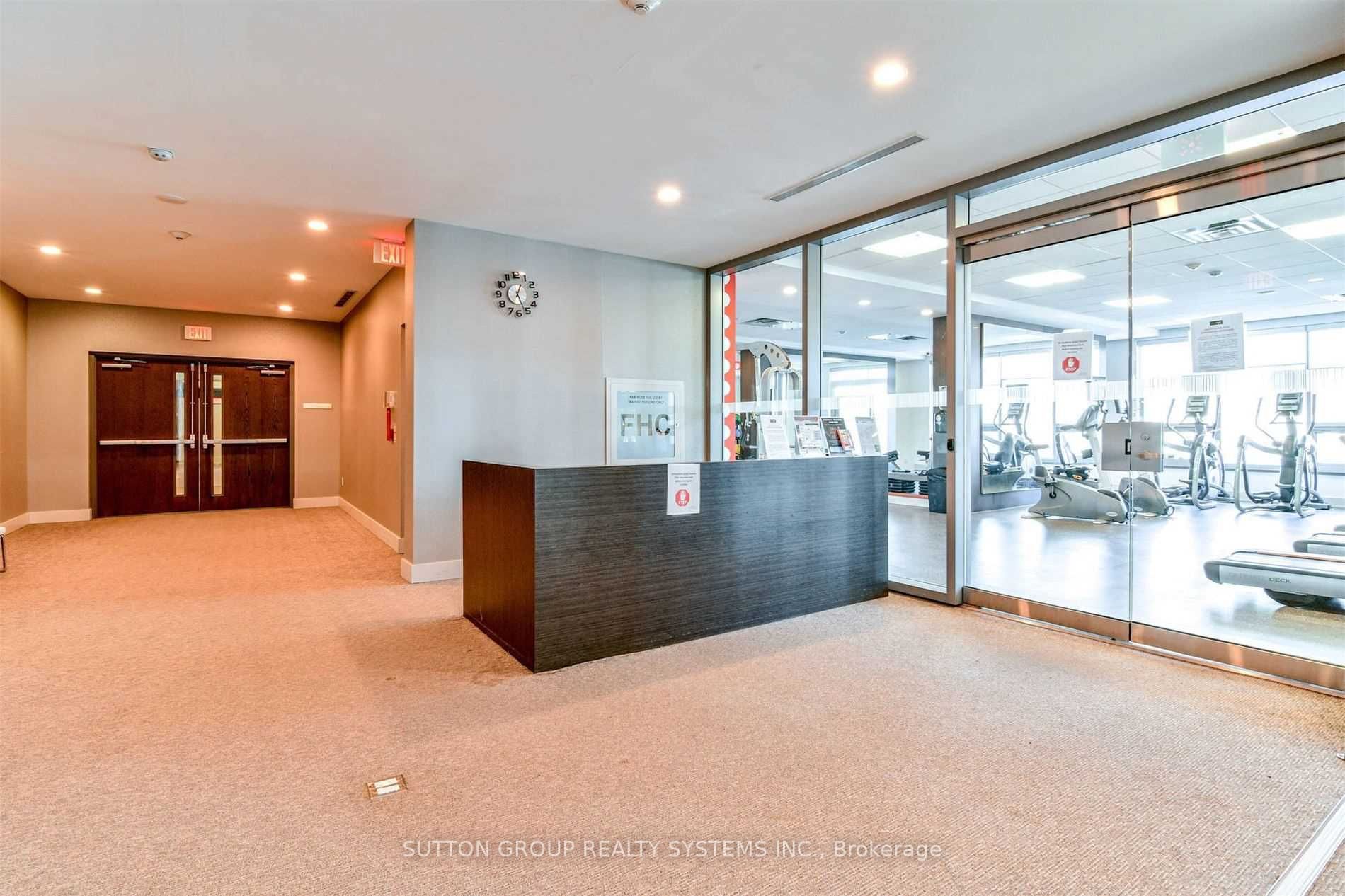 365 Prince Of Wales Dr, #505