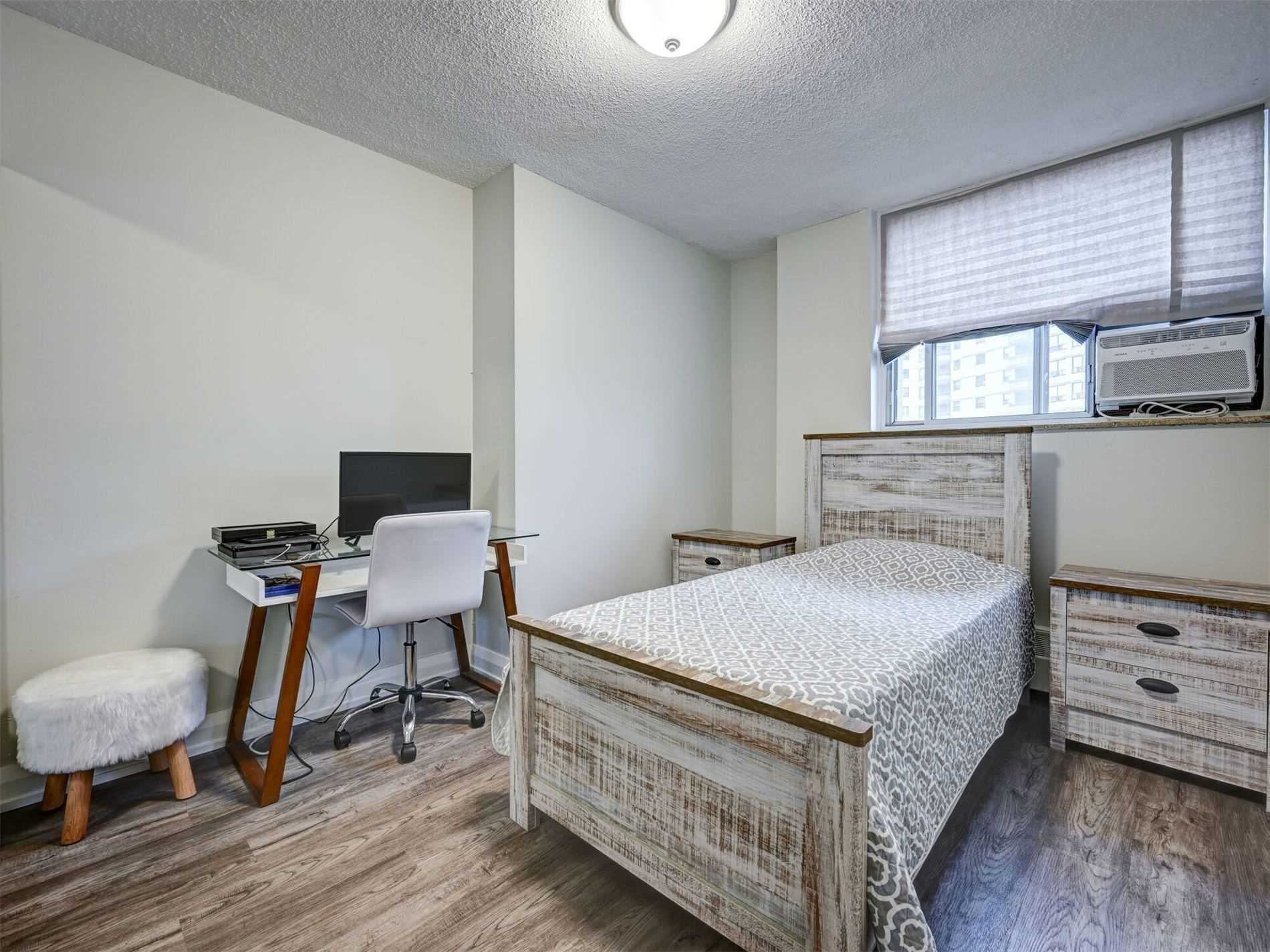 Listing W5954009 - Large Photo # 21