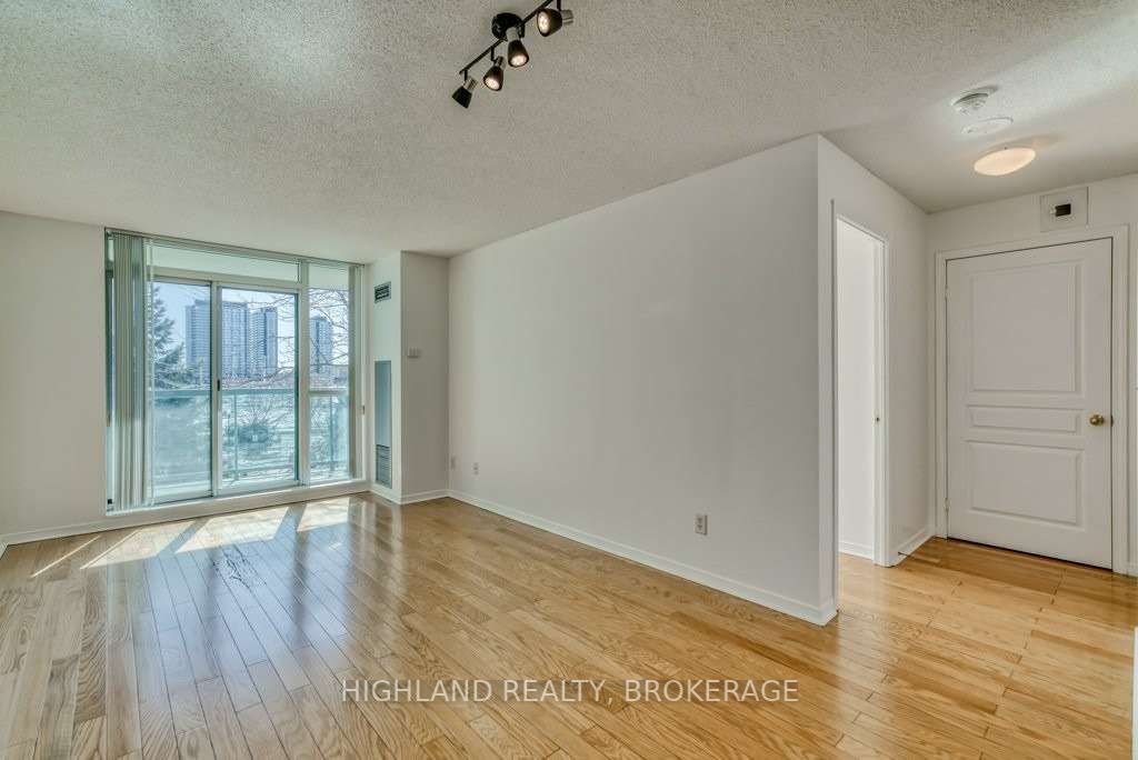 Listing W5954021 - Large Photo # 6