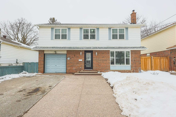 156 Mountainview Rd S, Halton Hills