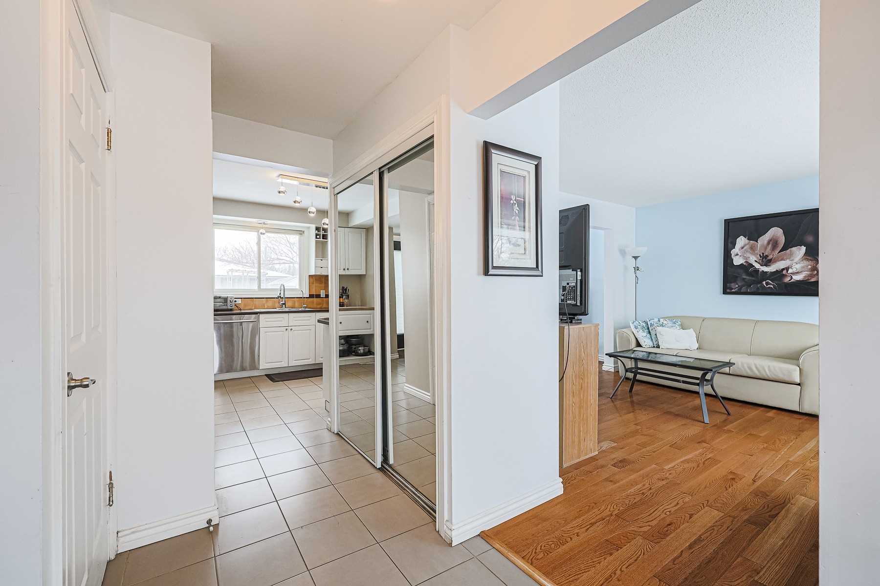 Listing W5954163 - Large Photo # 4