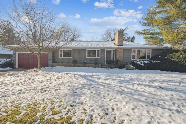 869 Caldwell Ave, Mississauga