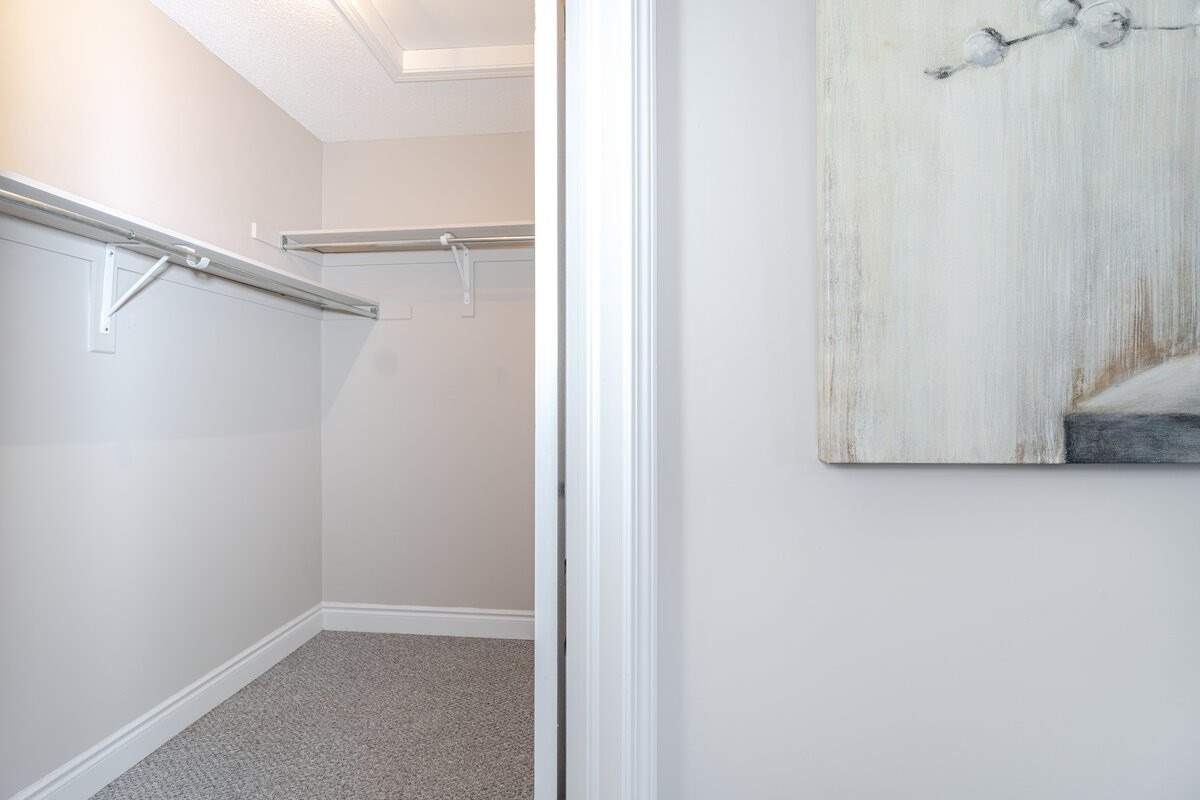 Listing W5954295 - Large Photo # 19