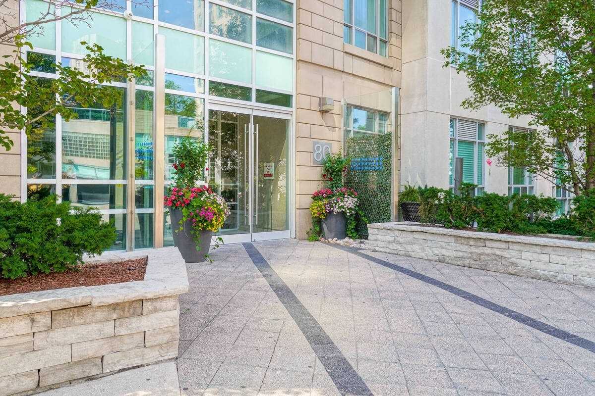 80 Absolute Avenue, #3410