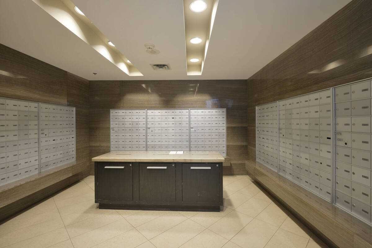 80 Absolute Avenue, #3410