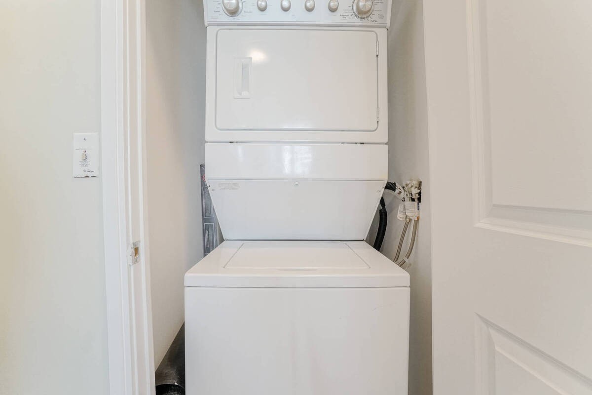 80 Absolute Avenue, #3410