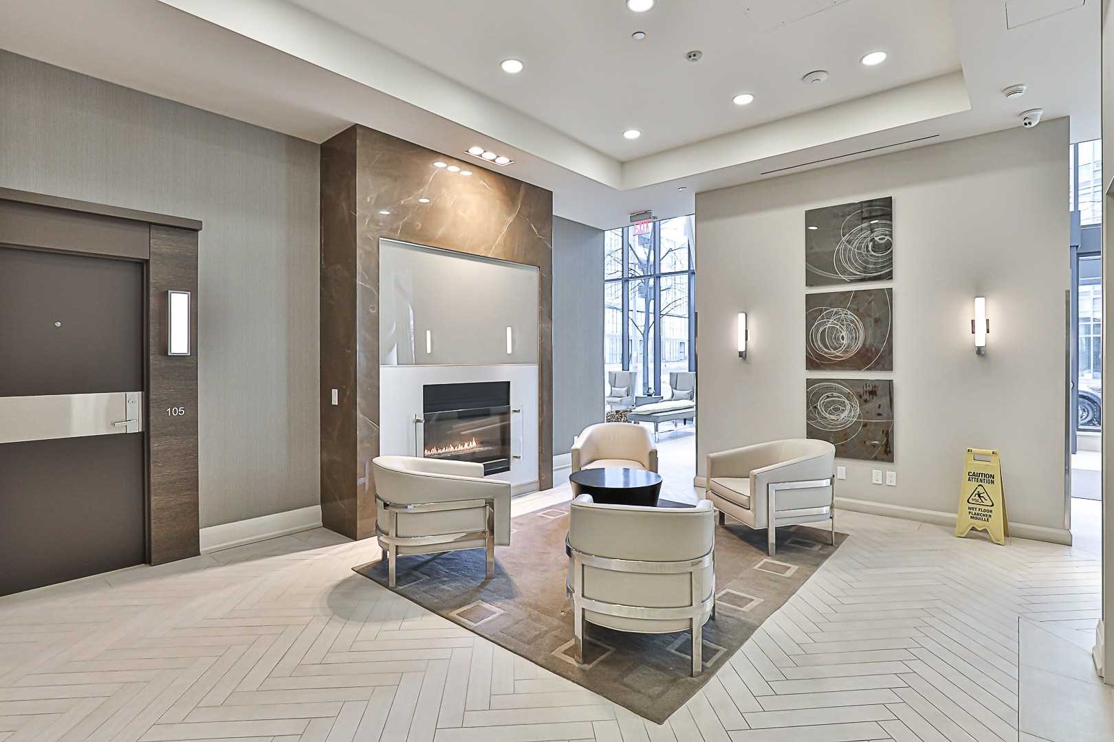 59 Annie Craig Dr, #707