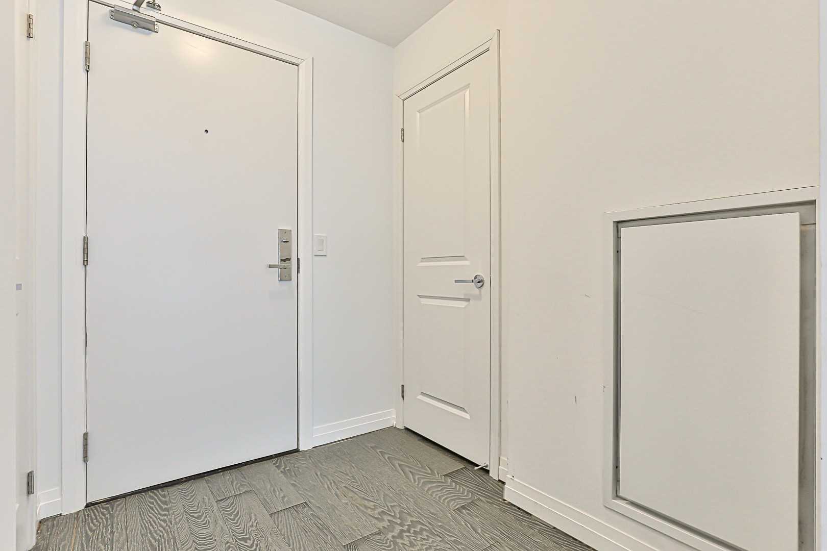 59 Annie Craig Dr, #707