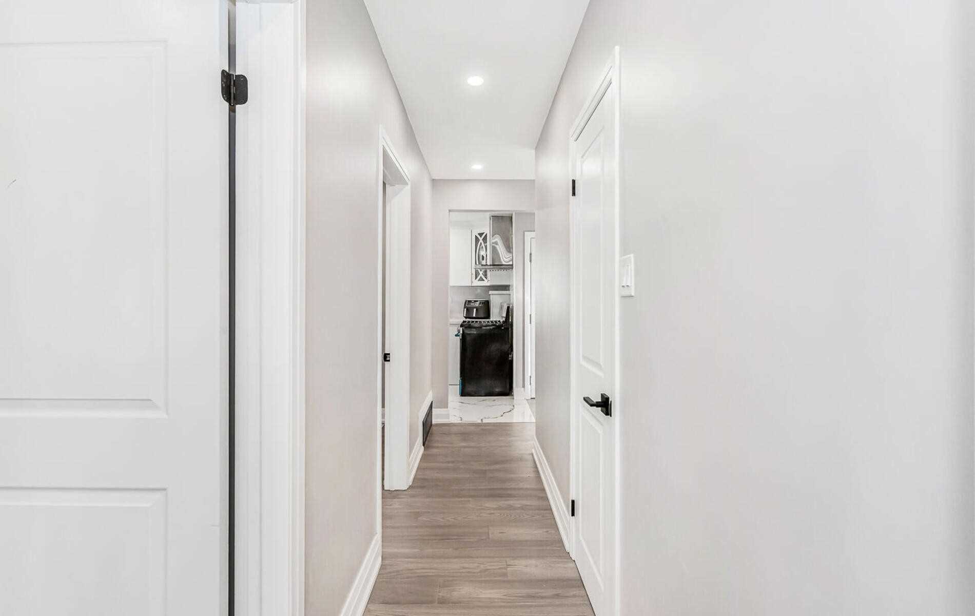 Listing W5954817 - Large Photo # 15