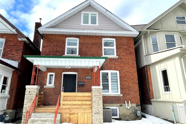 20 St Clair Gdns, Toronto