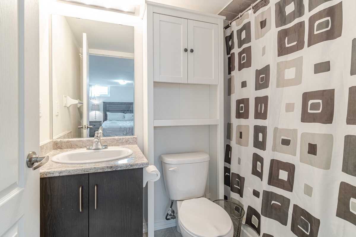 11 Applewood Lane, #112