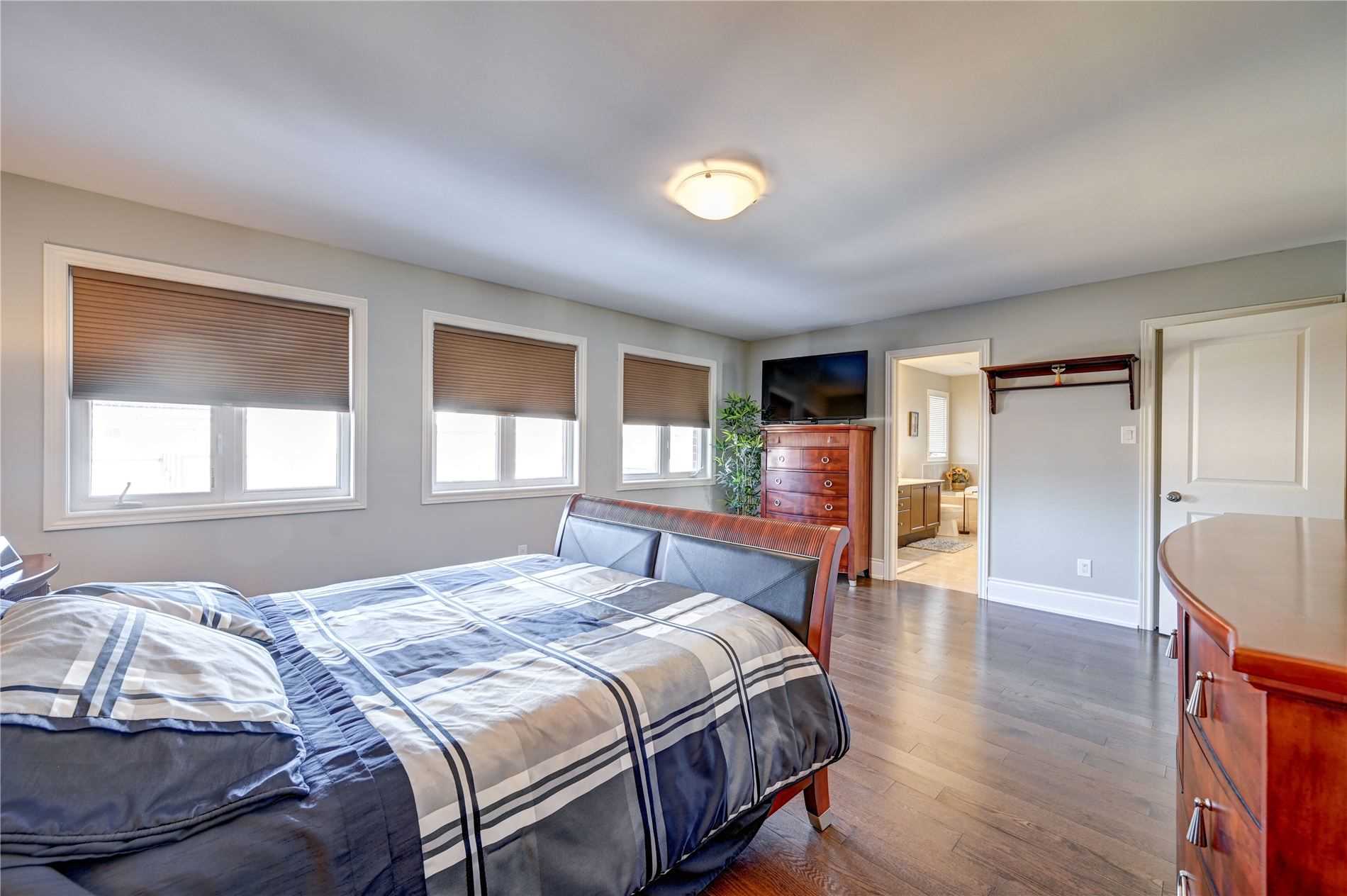 Listing W5955131 - Large Photo # 19