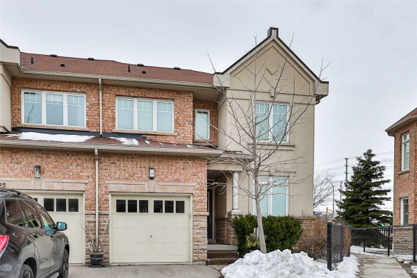 997 Southdown Rd, Mississauga