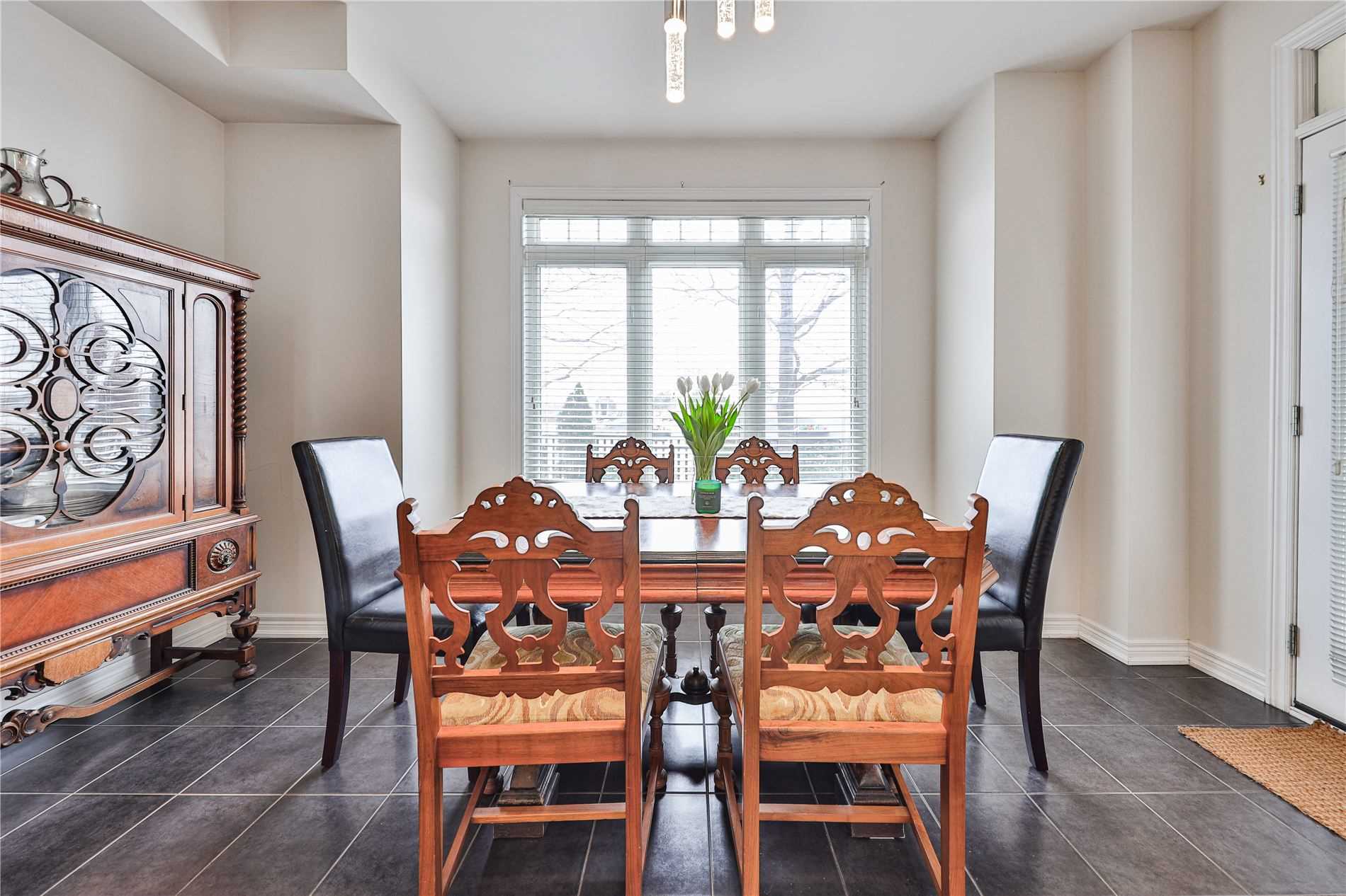 Listing W5955197 - Large Photo # 11