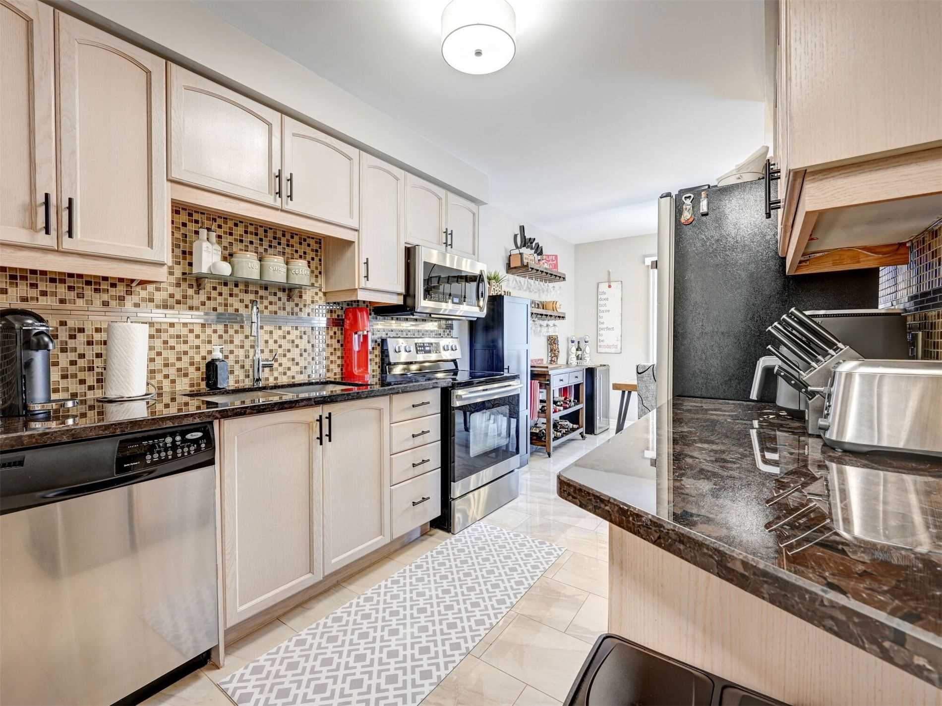 Listing W5955205 - Large Photo # 9