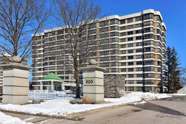 320 Mill St, Brampton