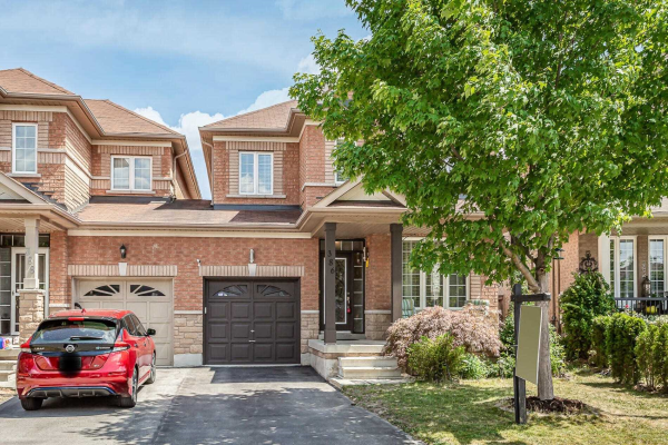 386 Black Dr, Milton