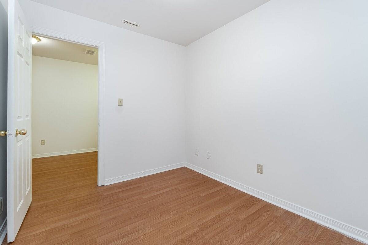 Listing W5955411 - Large Photo # 31