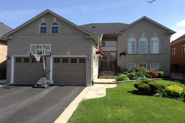 75 Pinebrook Circ, Caledon