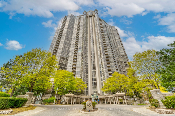 45 Kingsbridge Garden Circ, Mississauga