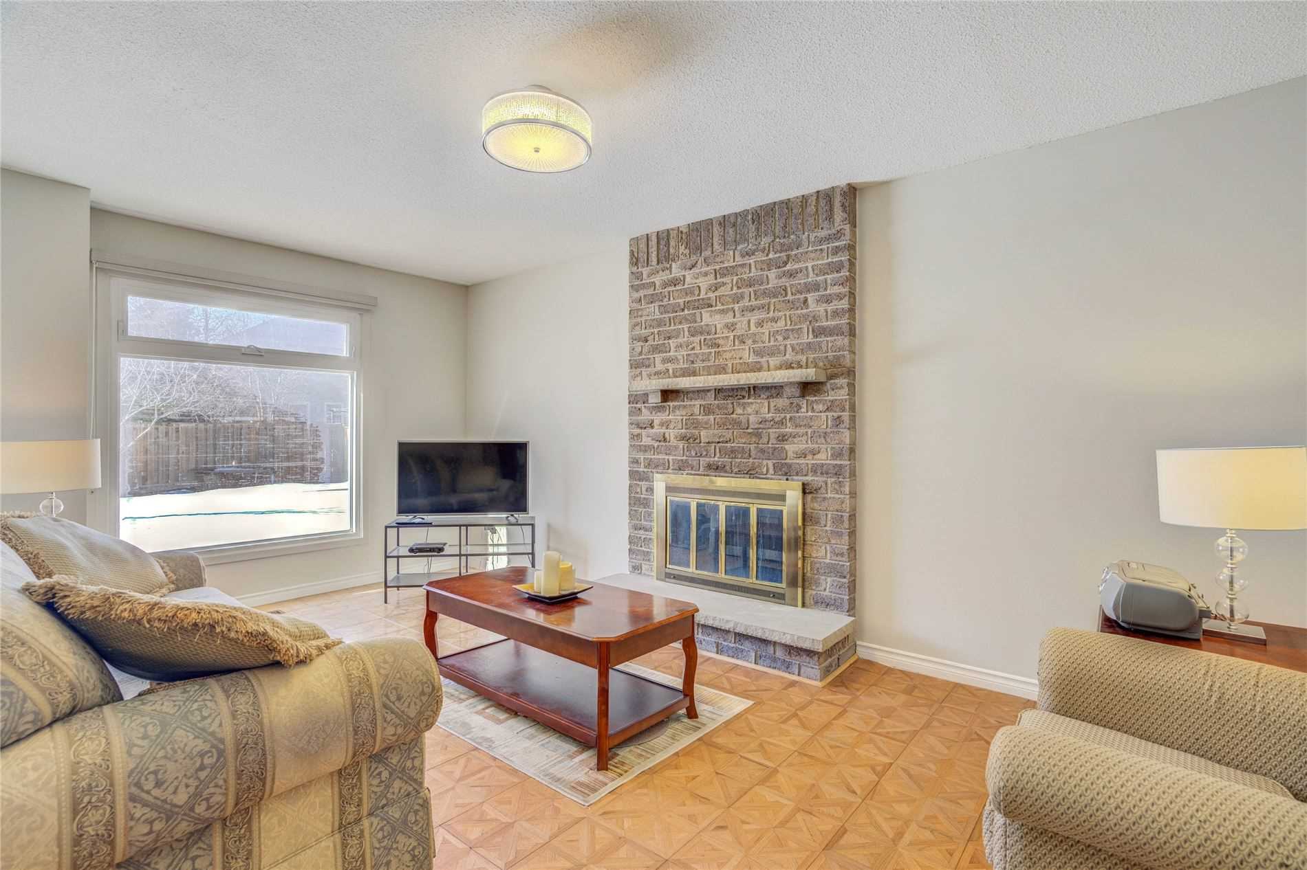1097 Mannington Crt