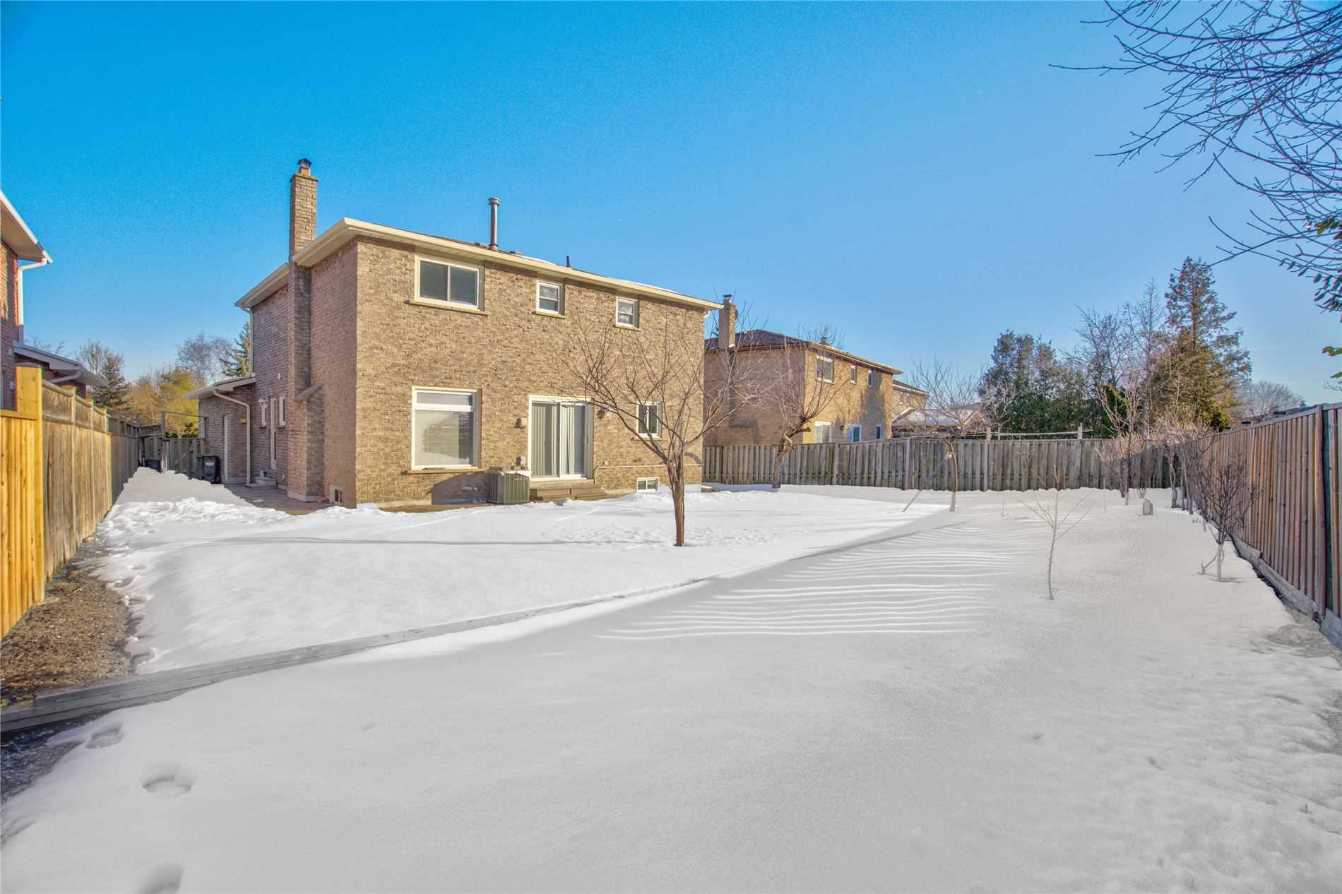 1097 Mannington Crt
