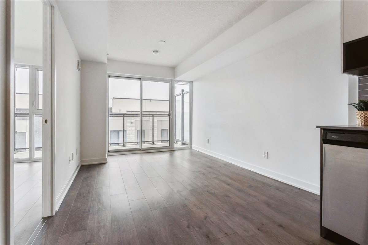 Listing W5955967 - Large Photo # 16