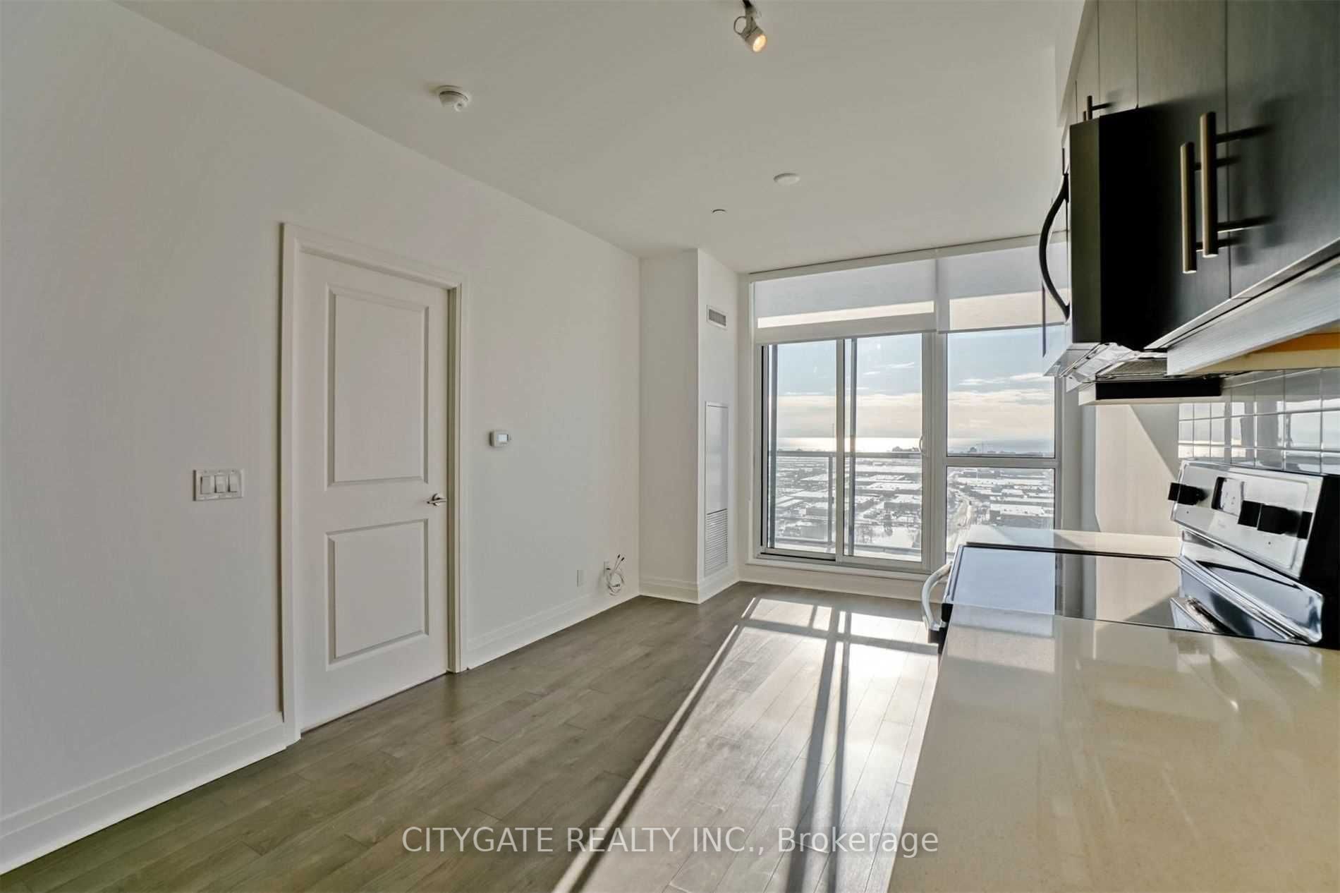 17 Zorra St, #1607