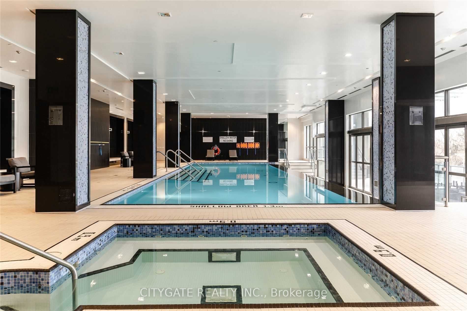 17 Zorra St, #1607