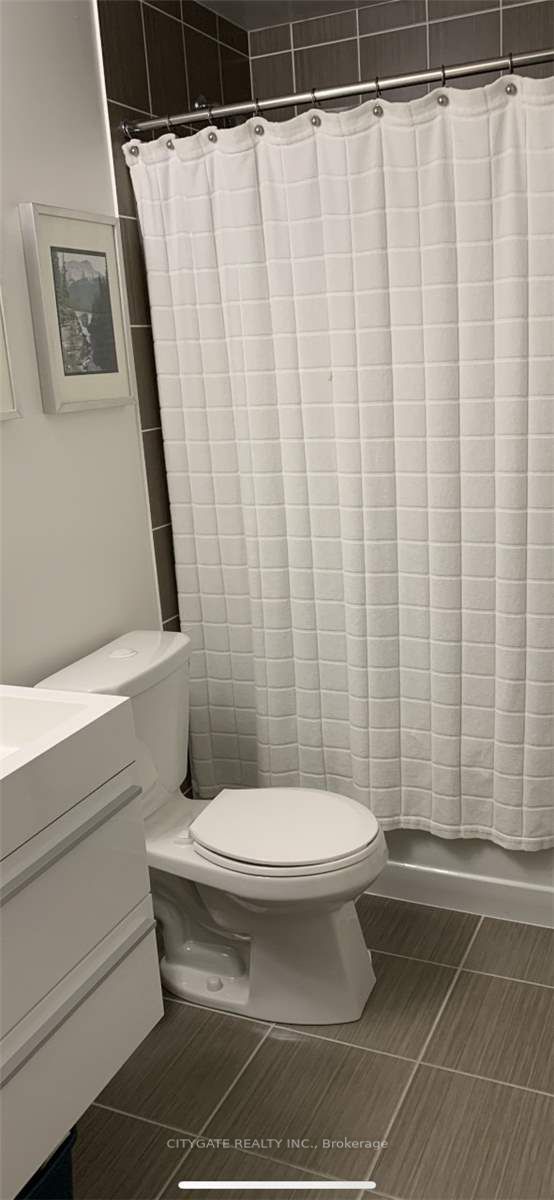 17 Zorra St, #1607