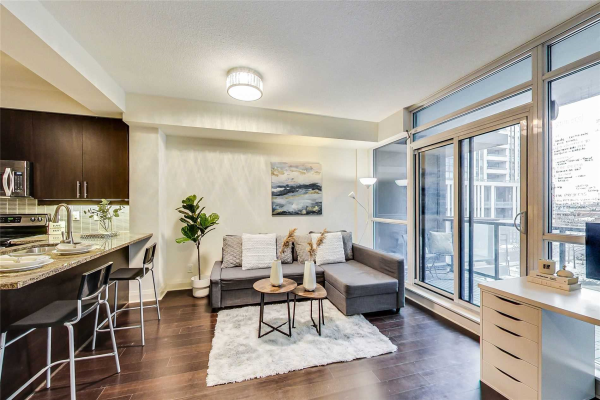 1185 The Queensway Ave, Toronto