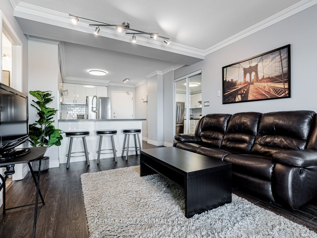 Listing W5956396 - Large Photo # 13