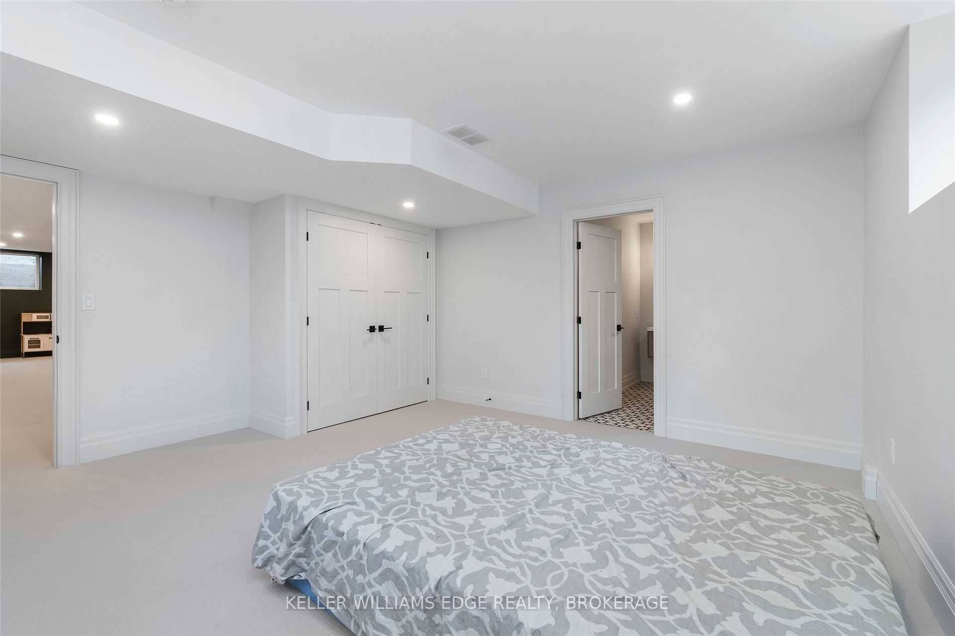 288 Sumach Drive