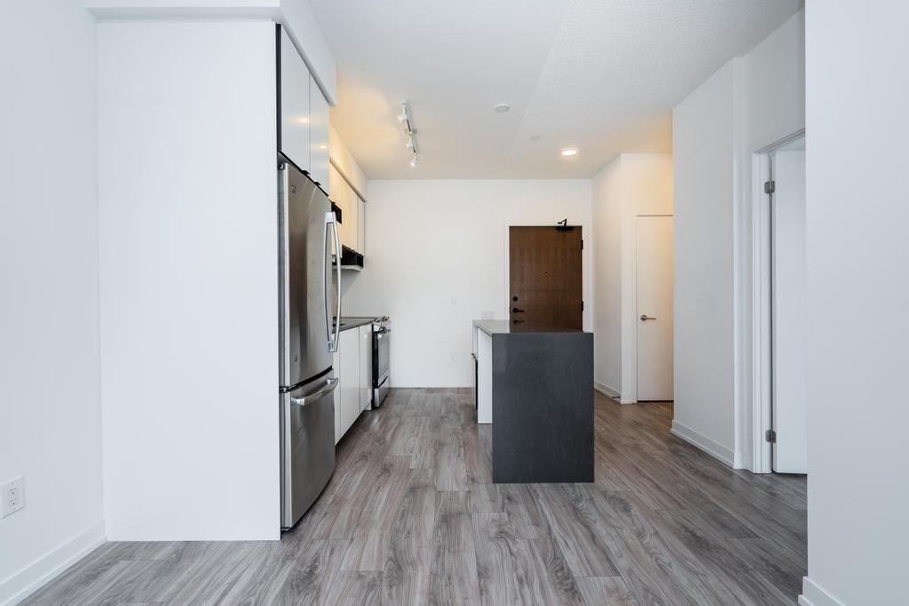 Listing W5957045 - Large Photo # 15